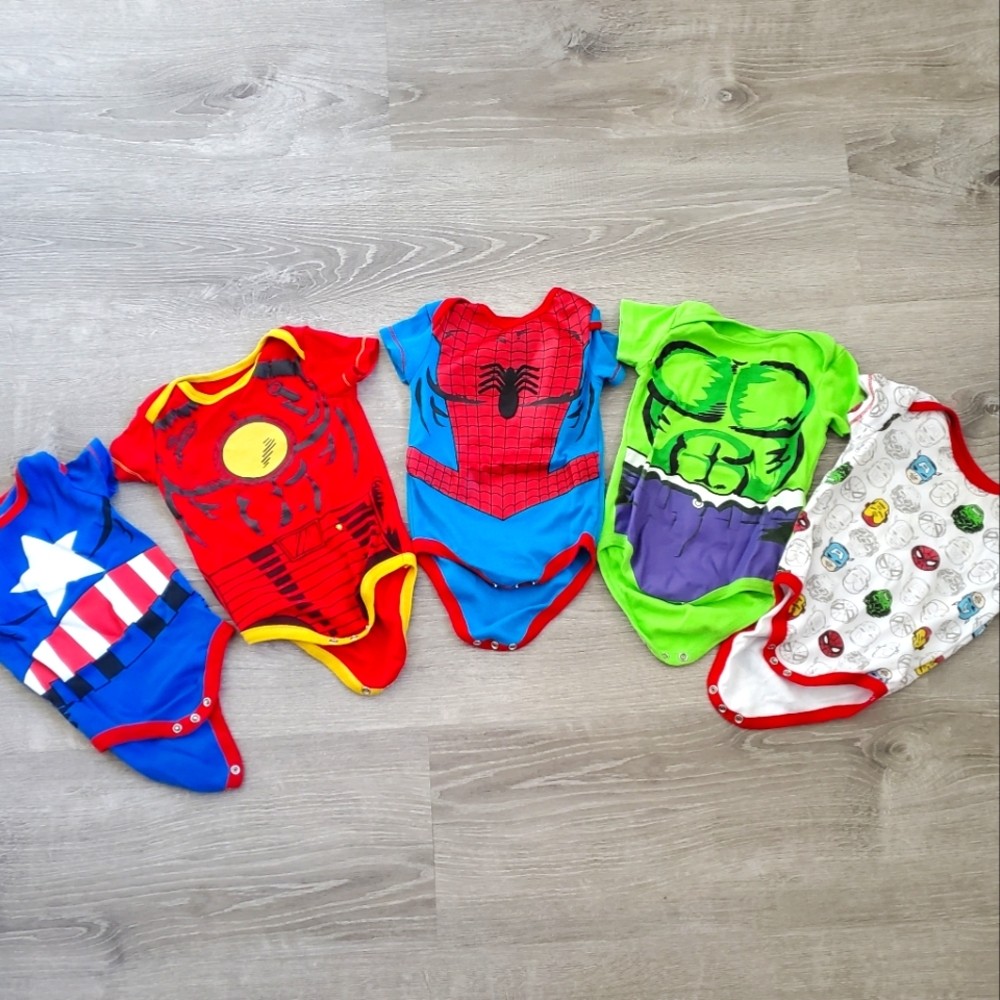 Avengers - Set of 5 Baby Boy Onesies (6-9 months)